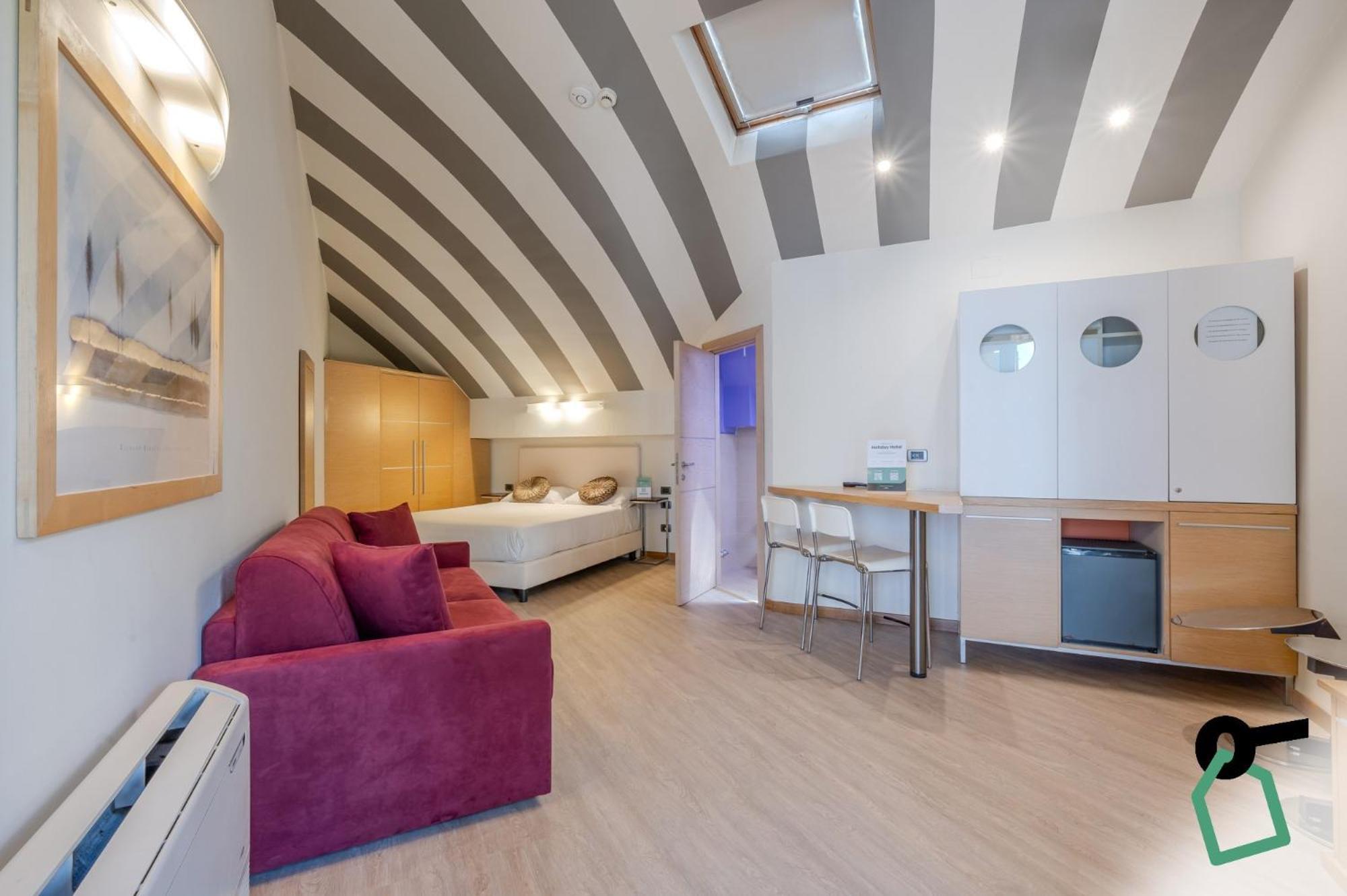 Hotiday Aparthotel Firenze ภายนอก รูปภาพ