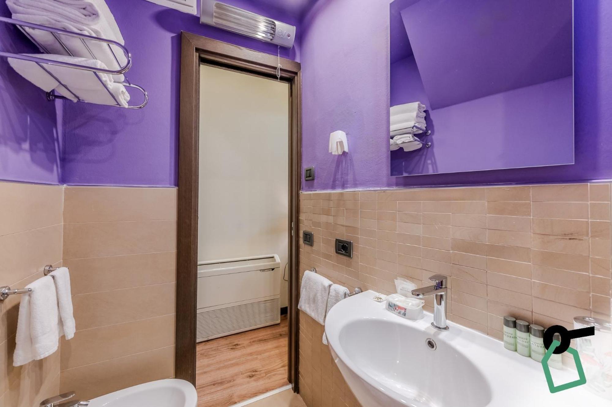 Hotiday Aparthotel Firenze ภายนอก รูปภาพ